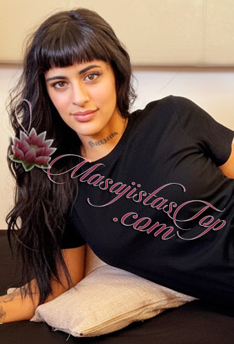 Masajista Candela Masajes Relax en Microcentro Caba Masajistas Buenos Aires Argentina Masajes Candela Masajista en Microcentro. Masajes relajantes y descontracturantes los cuales combinan suavidad, calidez y un toque de misterio. Cada sesión está pensada para reconectarte con tu cuerpo, sin prisa y sin juicios. Relájate. Respira. Siente. Servicio de ducha. Reserva de turnos. Masajistas en Microcentro Caba Buenos Aires Argentina Masajes Masajistas Top