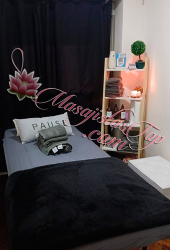 Masajista Dahiana Masajes Relax en Belgrano Caba Buenos Aires Argentina Masajes Dahiana Masajista en Belgrano. Masajes relajantes, descontracturantes, sedativos. Haz una pausa en tu rutina y regálate un momento de paz: mis masajes están diseñados para combatir contracturas, reducir el estrés y ayudarte a alcanzar un estado de relajación total y rejuvenecimiento. Servicio de ducha. Atención ambos sexos. Reserva de turnos. Masajistas en Belgrano Caba Buenos Aires Argentina Masajes Masajistas Top