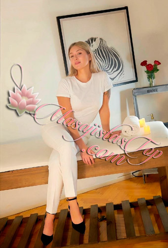 Masajista Xenia Relax en Recoleta Caba Buenos Aires Argentina Masajes Xenia Masajista en Recoleta. Te invito a disfrutar de una sesión con técnicas relajantes y descontracturantes. Te recibo en mi espacio particular y también atención en hoteles de turismo y domicilio. Si necesitas algo fuera de este horario, avísame con anticipación y no olvides dejarme una seña. Atención ambos sexos. Servicio de ducha. Reserva de turnos. Masajistas en Recoleta Buenos Aires Argentina Masajes Masajistas Top