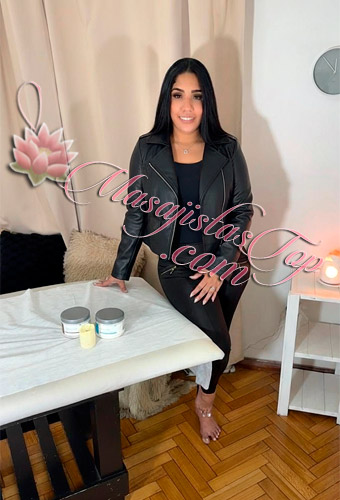 Masajista Carla Masajes Relax en Recoleta Caba Masajistas Buenos Aires Argentina Carla Masajista Profesional Terapéutica en Recoleta. Masajes integrales de los pies a la cabeza relajantes, descontracturantes, sedativos, sensitivos, reflexología. Masajes con piedras calientes. Tratamientos de spa a Domicilio relax. Hot Stones. Masajistas en Recoleta Caba Buenos Aires Argentina Masajes Masajistas Top