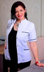 Maite Masajista Profesional Terapéutica en Microcentro Masajes descontracturantes, relajantes, sedativos y energizantes de pies a cervical. Te recibo en mi espacio súper confortable con ambiente climatizado y música ambiental. También atención en hoteles de turismo. Sobre camilla o tatami. Cremas neutras. Kit de ducha. Atención ambos sexos. Reserva de turnos. Masaje en Zona Microcentro Caba Buenos Aires Argentina Masajes Masajistas Top