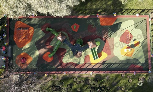 plaza-ejercito-de-los-andes-lugar-de-juegos-villa-luro-masajistas-en-villa-luro