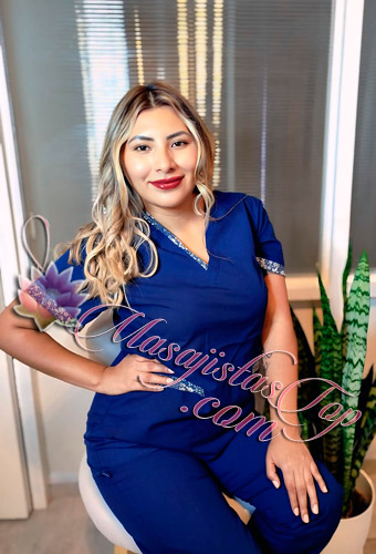 Jennyfer Masajista en Tribunales. Soy Profesional Matriculada. Realizo masajes de pies a cervical con técnicas descontracturantes, relajantes. Drenaje linfático al estilo californiano. Servicios estéticos: Cosmetología facial y corporal. Depilación definitiva. También atención en domicilios y Hoteles de turismo. Atención ambos sexos. Servicio de ducha. Reserva de turnos. Masajistas en zona Tribunales Caba Buenos Aires Argentina Masajes Masajistas Top