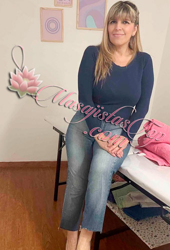 Maricela Masajista matriculada en Tribunales. Terapias alternativas. Masajes descontracturantes, relajantes. Deportivo. Aparatos, elongación. Masaje Holístico. Atención en mi consultorio, en domicilios y hoteles de turismo. Confort adecuado para que disfrutes de una linda sesión. Atención ambos sexos. Servicio de ducha. Reserva de turnos. Reserva de turnos. Masajistas en Tribunales Caba Buenos Aires Argentina Masajes Masajistas Top
