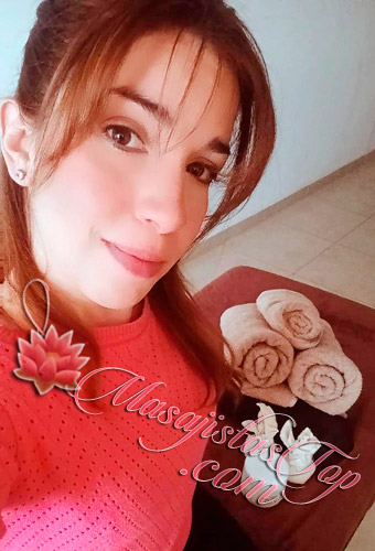 Elizabeth Masajista en Tribunales. Masaje descontracturante, maderoterapia, digitopresión, deportología, rehabilitación muscular, reflexología y kinesiología. Servicio de rehabilitación muscular. Consultorio con servicio de ducha, recepción y excelente ubicación. Atención ambos sexos. Reserva de turnos. Masajistas en Tribunales Caba Buenos Aires Argentina Masajes Masajistas Top