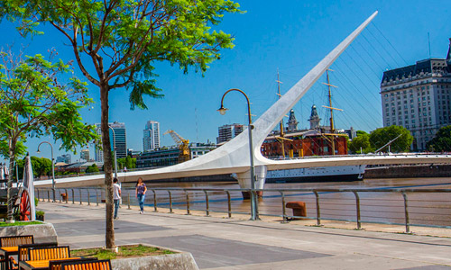 masajistas en Puerto Madero puente de la mujer