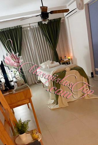 Emilin Masajista Profesional Matriculada y Terapeuta Thai en Caballito. Masajes relajantes, descontracturantes, deportivo. Desbloqueo de cervical y lumbar. Sedativos Orientales. Técnicas orientales: Tai Massage, ayurveda. Sesiones en Futón Japonés (Tatami) Atención con buena onda y empatía en un ambiente limpio y cálido. Productos de excelente calidad, ricos aromas, música amena y la predisposición para que pases un momento agradable. Cuento con gabinete propio. Servicio de ducha disponible. Servicio de frigobar de cortesía. Cochera Disponible. Mi atención es muy personalizada ya que es mi dpto. Por tal intenta venir con tiempo y con la mayor predisposición a pasar un agradable momento. Masajes en Nordelta Zona Norte Buenos Aires Argentina Masajes Masajistas Top