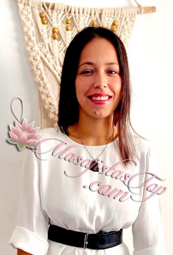 Flor Masajista en Nuñez. Masajes descontracturantes, relajantes, energizantes, antiestrés. Reflexología de pies y manos. Atención en mi espacio limpio y prolijo especialmente pensado para tu máximo bienestar. Atención en camilla o tatami. Servicio de ducha. Atención ambos sexos. Reserva de turnos. Masajistas en Recoleta Caba Buenos Aires Argentina Masajes Masajistas Top