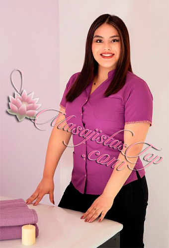 Jimena Masajista en Palermo. Masajista Matriculada y Reiki Máster Profesional. Masajes Descontracturantes, relajantes, sedativos, antiestrés de pies a cervical sobre camilla o tatami japonés. Masajes con piedras calientes y cañas de bambu promo $10.000. Depilación sistema español. Ambiente climatizado, aromaterapia, servicios de ducha y música relajante. Promoción en sesiones de masajes 4 manos sincronizado. Realizo atención en Domicilios y Hoteles de Turismo. Atención a ambos sexos. Reserva de turnos. Masajistas en zona Palermo Caba Buenos Aires Argentina Masajes Vip Masajistas Top