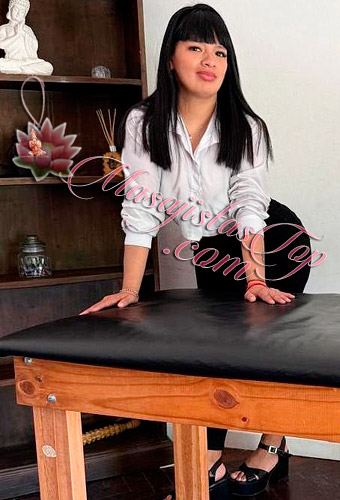 Roxana Masajes Relax en Villa Devoto. Masajes relajantes, descontracturantes y sedativos. No dejes que las tensiones del día a día te agobien: ven a disfrutar de mis masajes, especializados en aliviar contracturas y liberar el estrés, para que renueves tu energía y bienestar. Servicio de ducha. Atención ambos sexos. Reserva de turnos. Masajes en Villa Devoto Caba Buenos Aires Argentina Masajes Masajistas Top