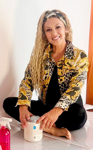 Maria Masajista en Tribunales. Hola. Mis técnicas son muy variadas: Masajes relajantes, deportivos, sedativos, sueco, californiano, reflexología en manos y pies. Relax amplio. Consultorio cómodo y privado. También atención en hoteles de turismo y domicilios. Servicio de ducha. Atención ambos sexos. Reserva de turnos. Masajista en Tribunales Caba Buenos Aires Argentina Masajes Masajistas Top