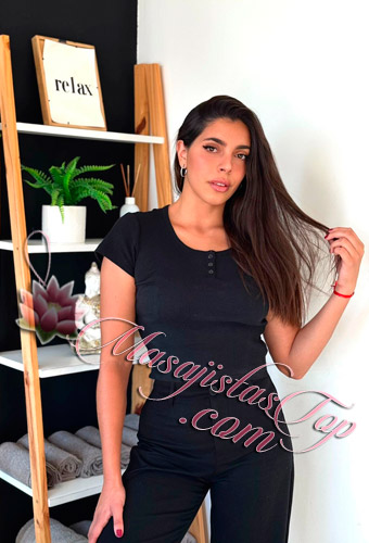 Rosi Masajista en Nordelta. Técnicas descontracturantes, relajantes, sedativos, drenaje linfático en camilla o tatami. Te espero en mi espacio propio sumamente discreto, climatizado. No dudes en consultar y regalarte un momento de calma. Servicio de ducha y frigobar. Solo con reservas previas de turnos. Masajistas relax en Nordelta Buenos Aires Argentina Masajes Masajistas Top