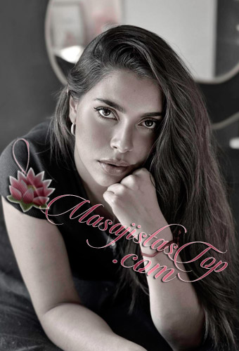 Rosi Masajista en Nordelta. Técnicas descontracturantes, relajantes, sedativos, drenaje linfático en camilla o tatami. Te espero en mi espacio propio sumamente discreto, climatizado. No dudes en consultar y regalarte un momento de calma. Servicio de ducha y frigobar. Solo con reservas previas de turnos. Masajistas relax en Nordelta Buenos Aires Argentina Masajes Masajistas Top