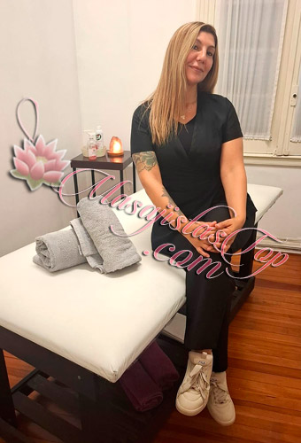 Debora Masajista en Belgrano. Te ofrezco un servicio de técnicas relajantes, descontracturantes y sedativos, en un espacio cálido y tranquilo, pensado para que puedas relajarte, desconectar de la rutina y conectar con tu momento de paz y bienestar. Servicio de ducha. Atención solo a hombres. Reserva de turnos. Masajista en Belgrano Caba Buenos Aires Argentina Masajes Masajistas Top