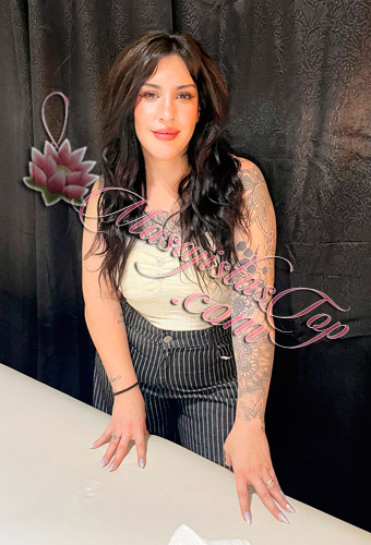 Dahiana Masajista en Belgrano. Masajes relajantes, descontracturantes, sedativos. Haz una pausa en tu rutina y regálate un momento de paz: mis masajes están diseñados para combatir contracturas, reducir el estrés y ayudarte a alcanzar un estado de relajación total y rejuvenecimiento. Servicio de ducha. Atención ambos sexos. Reserva de turnos. Masajistas en Belgrano Caba Buenos Aires Argentina Masajes Masajistas Top