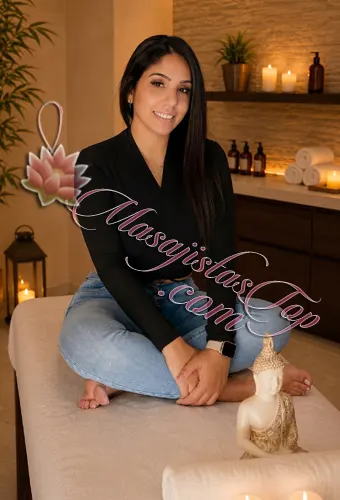 Carla Masajista Profesional Terapéutica en Recoleta. Masajes integrales de los pies a la cabeza relajantes, descontracturantes, sedativos, sensitivos, reflexología. Masajes con piedras calientes. Tratamientos de spa a Domicilio relax. Hot Stones. Masajistas en Recoleta Caba Buenos Aires Argentina Masajes Masajistas Top