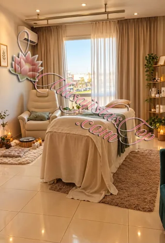 Emilyn Profesional Matriculada y Terapeuta Thai en Palermo. Cada cuerpo necesita algo diferente. La sesión combina técnicas específicas y una mirada personalizada sobre lo que tu cuerpo necesita en ese momento. TEJIDO PROFUNDO: Trabajo específico y progresivo sobre zonas de mayor tensión, adaptando la presión a cada cuerpo. RELAX: Maniobras suaves y envolventes para disminuir tensión, bajar el ritmo y favorecer un profundo descanso. THAI MASSAGE: Presiones, movilizaciones y estiramientos para liberar rigidez, mejorar la movilidad y devolver amplitud al cuerpo. LIBERACIÓN DE MANDÍBULA: Trabajo integrado sobre mandíbula, rostro y cuello, orientado a liberar tensión y recuperar sensación de soltura. DEPORTIVO: Técnicas adaptadas a cuerpos activos para trabajar sobrecargas, rigidez y movilidad muscular. EXPERIENCIA DESDE LOS PIES: Una experiencia que comienza desde la base, integrando el trabajo de pies con el resto del cuerpo para favorecer conexión y relajación. Masajes en Palermo Caba Buenos Aires Argentina Masajes Masajistas Top