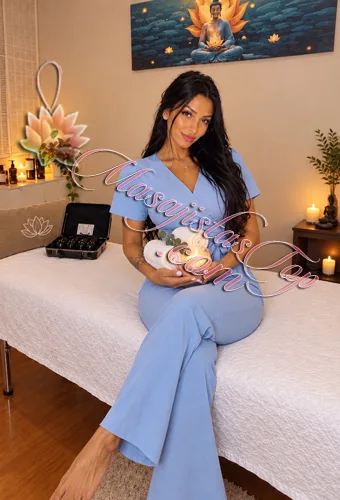 Kathy Masajista en Microcentro. Técnicas descontracturantes, relajantes y sedativos. Masaje Tailandés y Lomi Lomi. Regalarte un momento de bienestar no es solo un lujo… también es salud. Las emociones hablan… y el cuerpo muchas veces lo expresa. Por eso cuidar el cuerpo también es cuidar lo que sentimos. Atención en consultorio y también domicilios y hoteles de turismo. servicio de ducha. Atención ambos sexos. Reserva de turnos. Masajistas en Microcentro Buenos Aires Argentina Masajes Masajistas Top